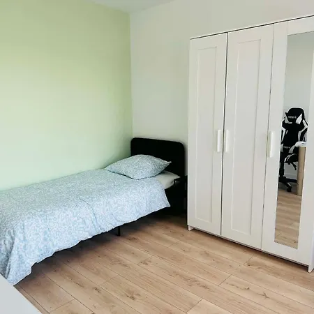 Apartament 2 Parisian Suburbs, 5-room Apartment, Antony